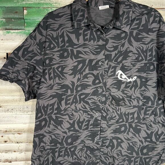 No Fear Shirt - Picture 3 of 7